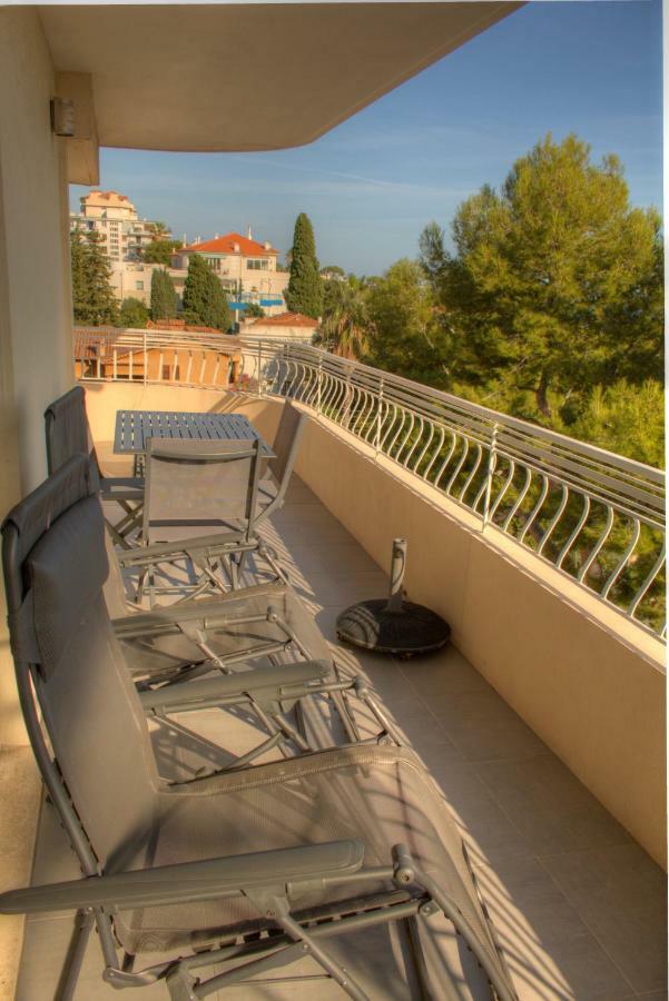 Beau 2 Pieces 3 Etoiles Vue Mer Garage Prive 150M Plages Wifi Кан Екстериор снимка
